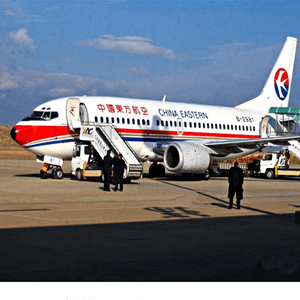 敦煌航空托运航空快运业稳步发展的原因是什么？